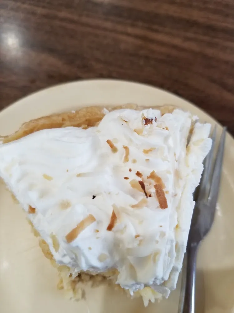Coconut Creme Pie with Whipped Topping